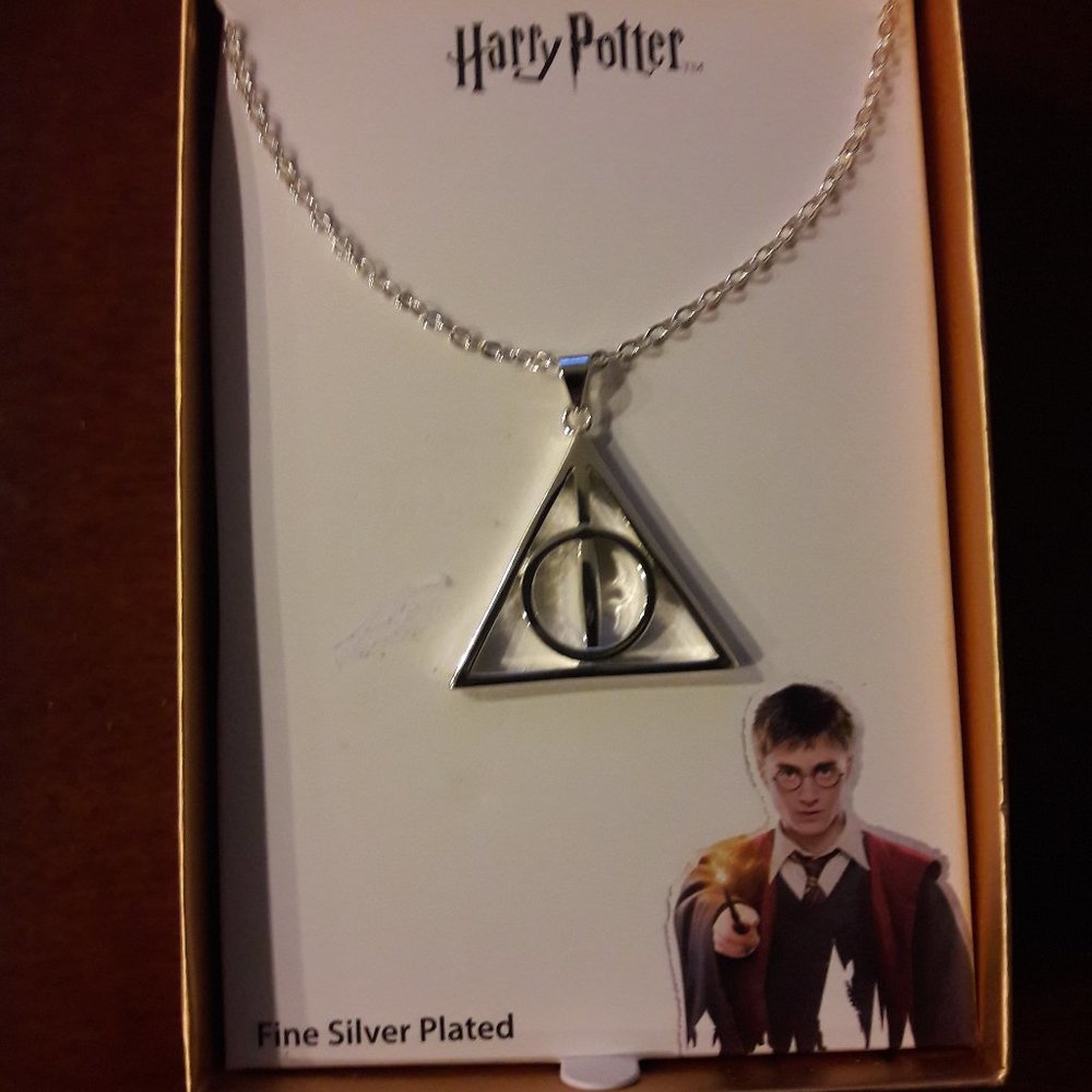 Harry Potter Neclace NWT